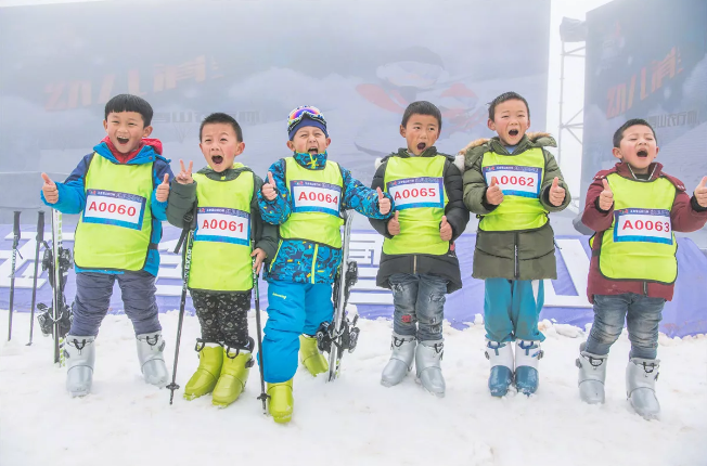 南方滑雪·别样精彩——贵州滑雪新业态引领冬季旅游经济升温