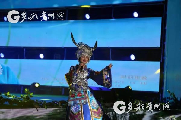 全国首台“生态旅游”主题春晚在贵州铜仁上演