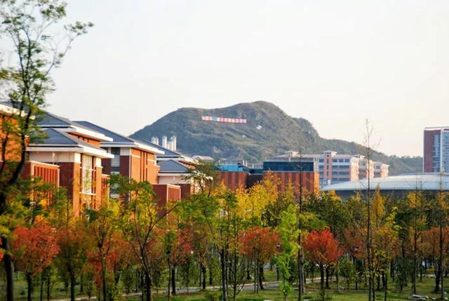 贵州高校景色哪家强？精彩的大学生活从“美”开始