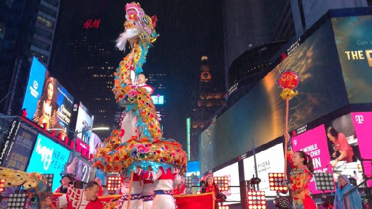“山水之城·美丽之地”重庆文化旅游再次亮相纽约时报广场新年倒计时庆典