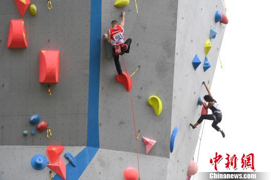 “一带一路”中国拉萨国际攀岩大师赛开赛