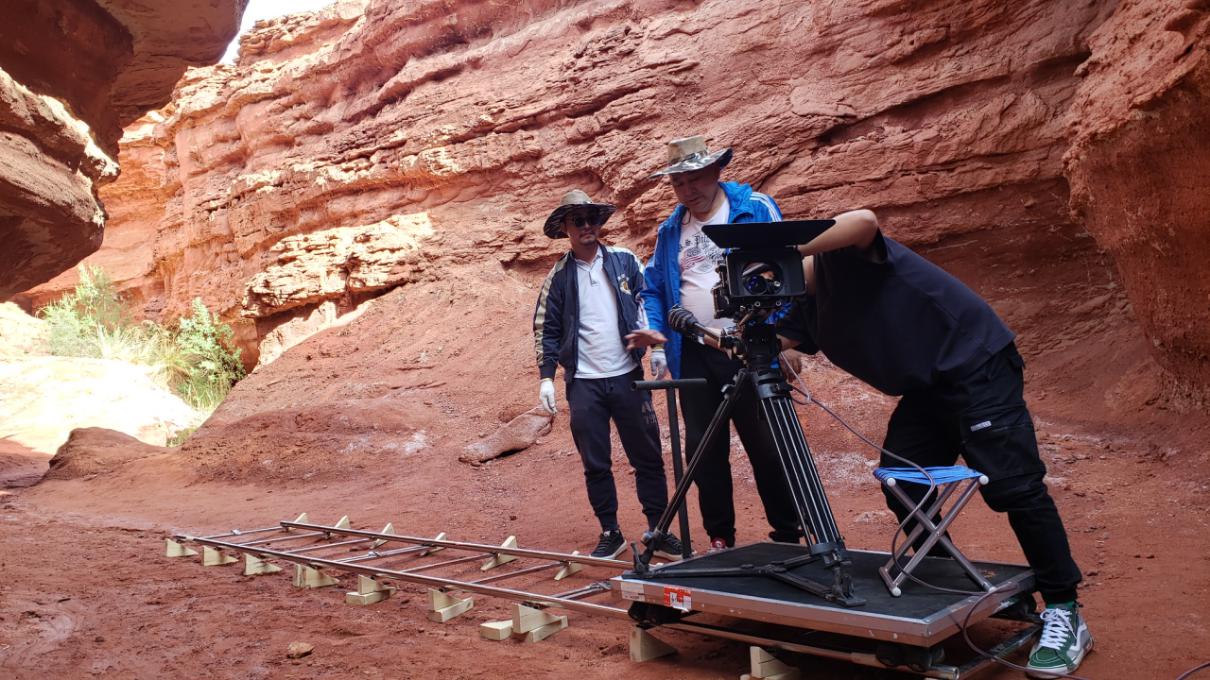 阿拉善沙漠世界地质公园网络微电影开拍